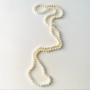 VINTAGE White Cream Freshwater Pearls Long Strand Necklace Jewelry Classic Prep